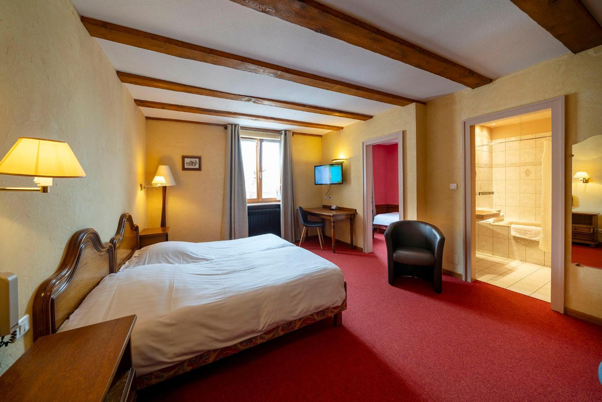 סנט היפולייט Hotel A La Vignette - Colmar-Nord מראה חיצוני תמונה