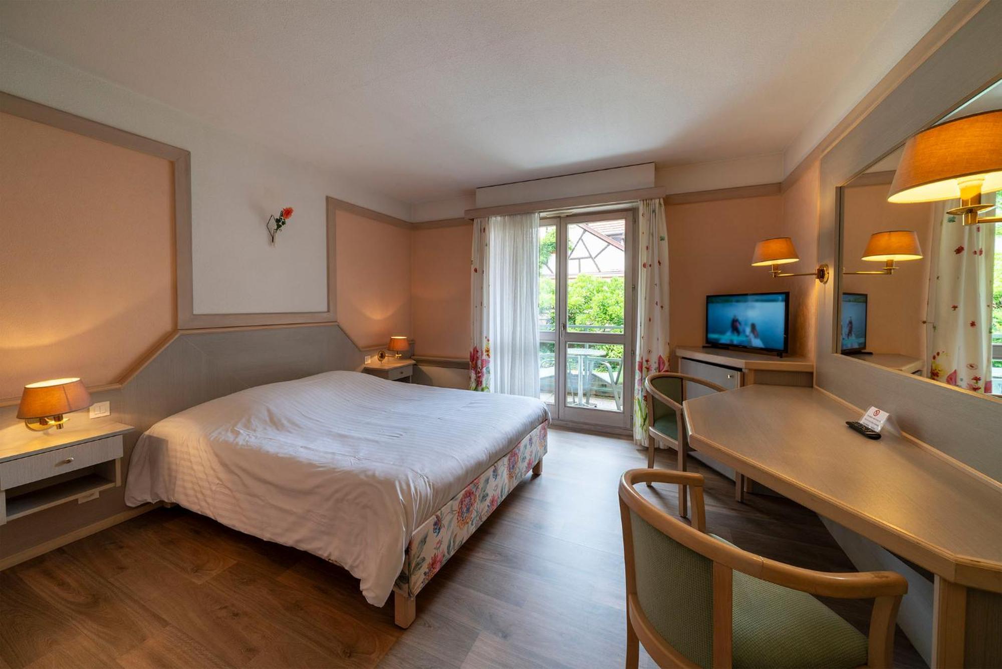 סנט היפולייט Hotel A La Vignette - Colmar-Nord מראה חיצוני תמונה