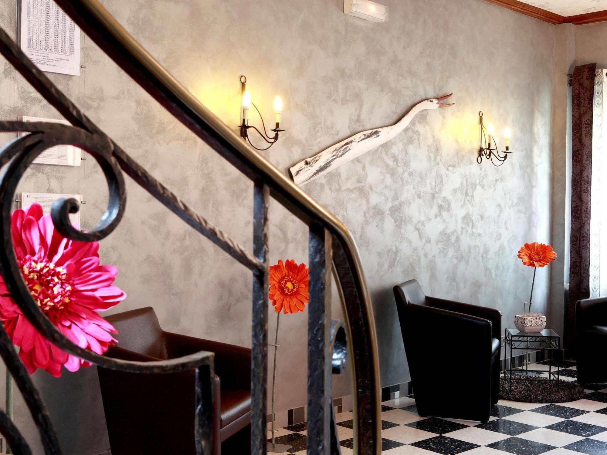 סנט היפולייט Hotel A La Vignette - Colmar-Nord מראה חיצוני תמונה