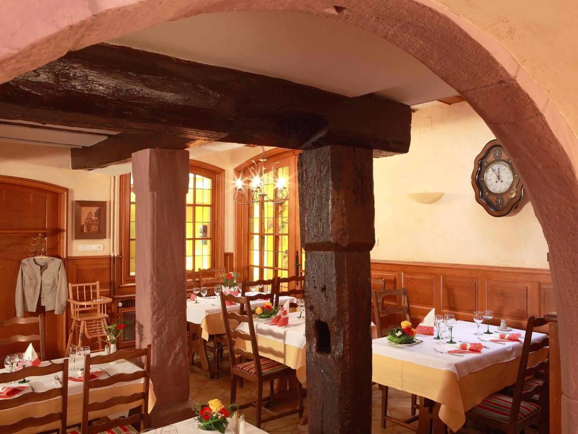 סנט היפולייט Hotel A La Vignette - Colmar-Nord מראה חיצוני תמונה