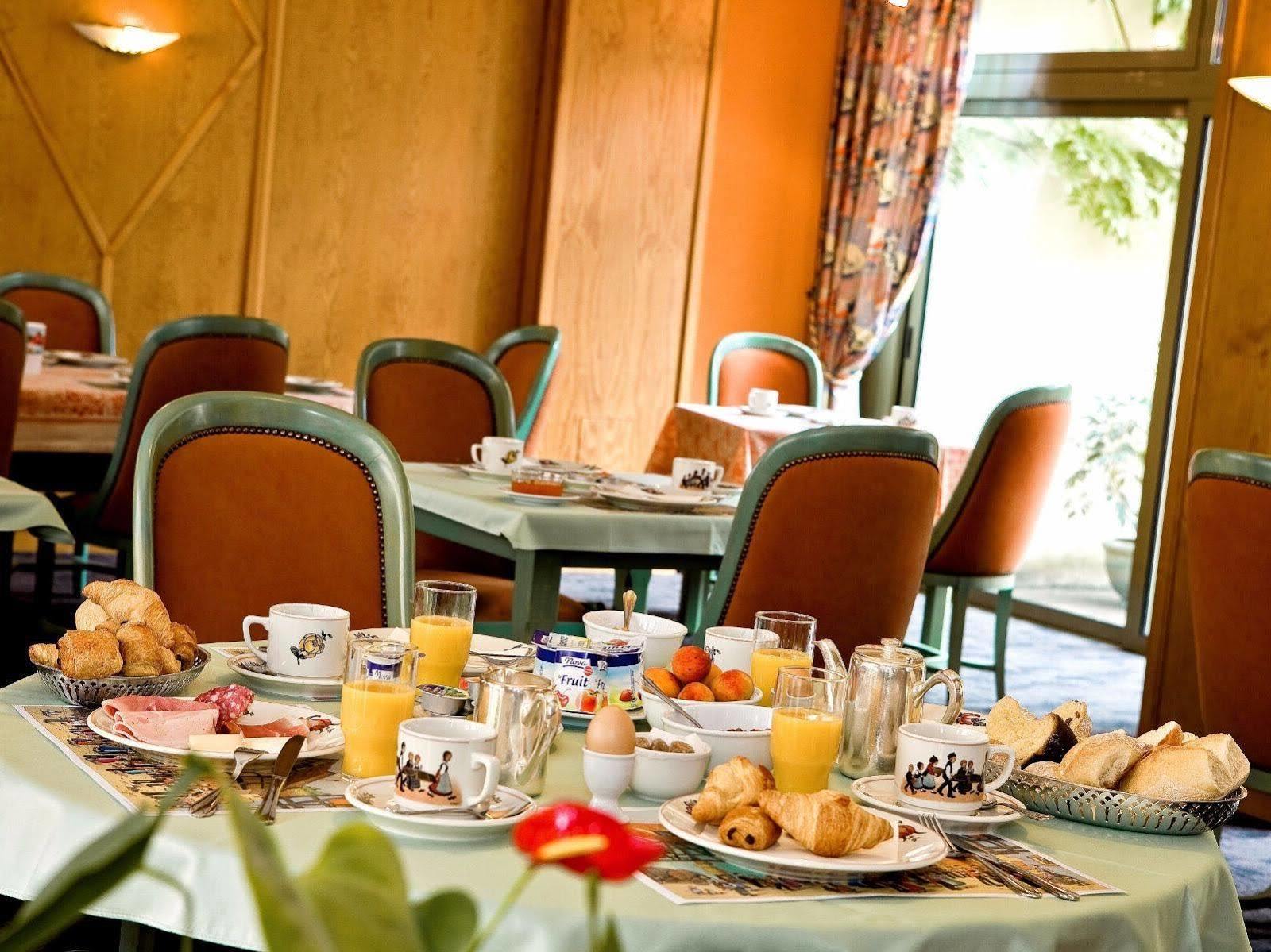 סנט היפולייט Hotel A La Vignette - Colmar-Nord מראה חיצוני תמונה